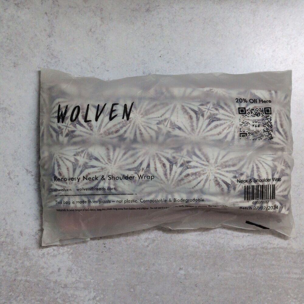 NWT Wolven Harmony Recovery Neck & Shoulder Wrap Microwavable Freezer